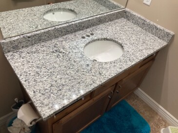 2106180 Granite Bengal White