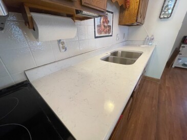 2103155 Quartz One Quartz Kodiak