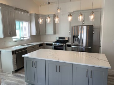 2101394 Quartz MSI Calacatta Laza