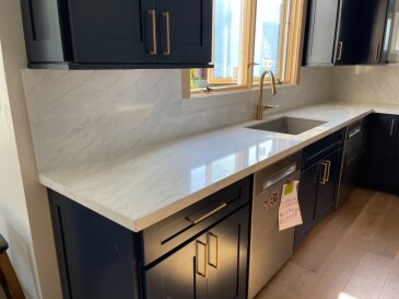 2009799 Quartz Pental Volakano