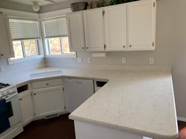 2101429 Quartz Viatera Karis