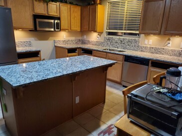 2007129 Granite Ashen White