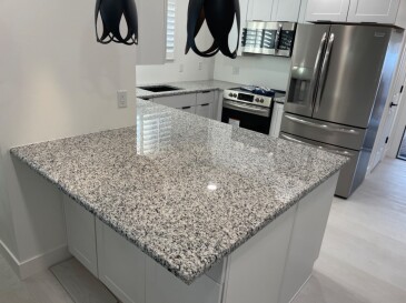 2010307 Granite Bengal White