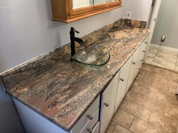 2008224 Granite Crema Bordeaux