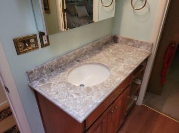 2107840 Quartz Cambria Bellwater