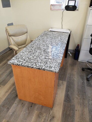 2010350 Granite White Sparkle