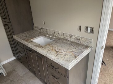 2103974 Granite White Springs