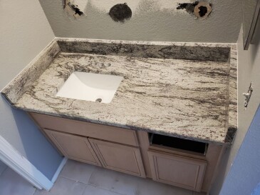 2102612 Granite Thunder White