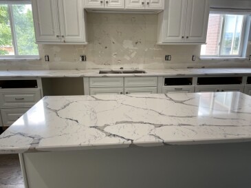 2103088 Quartz Cambria Summerbrook