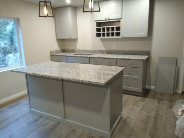 2104481 Granite Bengal White