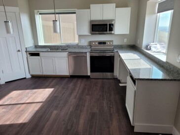 2008829 Granite Allen and Roth Arctic Grey