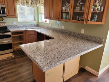 2009899 Granite Bengal White