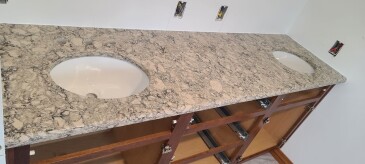 2104888 Quartz Viatera Intermezzo