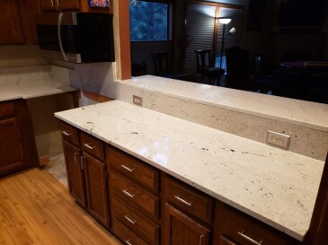 2104860 Granite White Fantasy