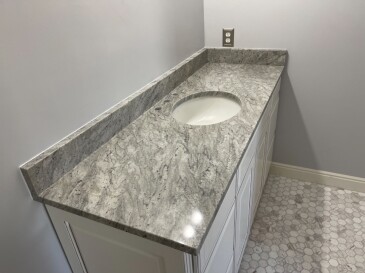 2007923 Granite Thunder White
