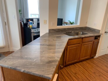 2107419 Quartzite Mercury