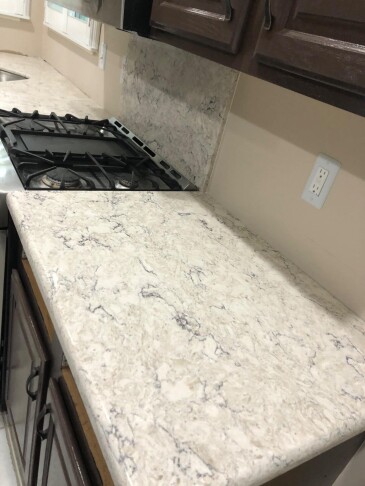 2005483 Quartz Viatera Aria