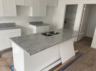 2008677 Granite Bengal White