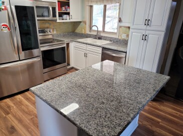2009278 Granite Arctic Grey