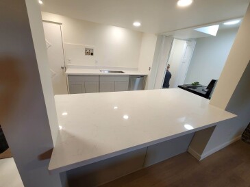 2107827 Quartz MSI New Carrara Marmi