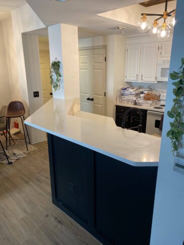 2006394 Quartz One Quartz White Ice