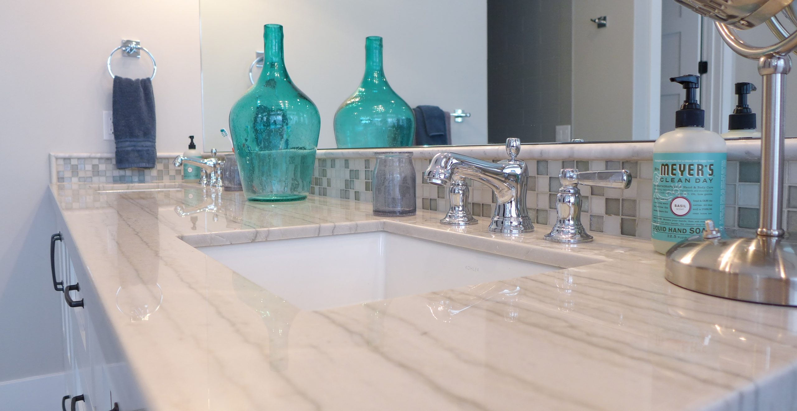 10444 Accent Countertops