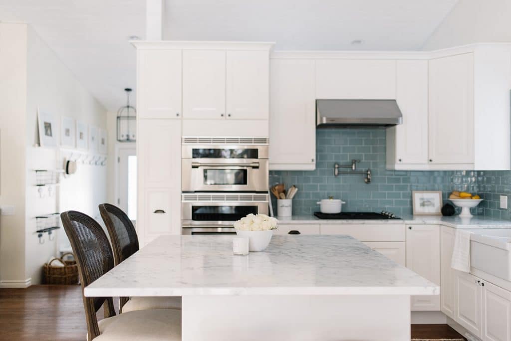 marble countertops in kitchens