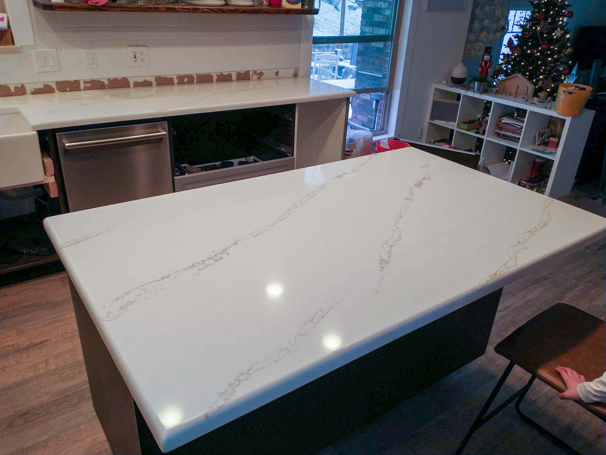 2008424 Quartz MSI Calacatta Arno-2