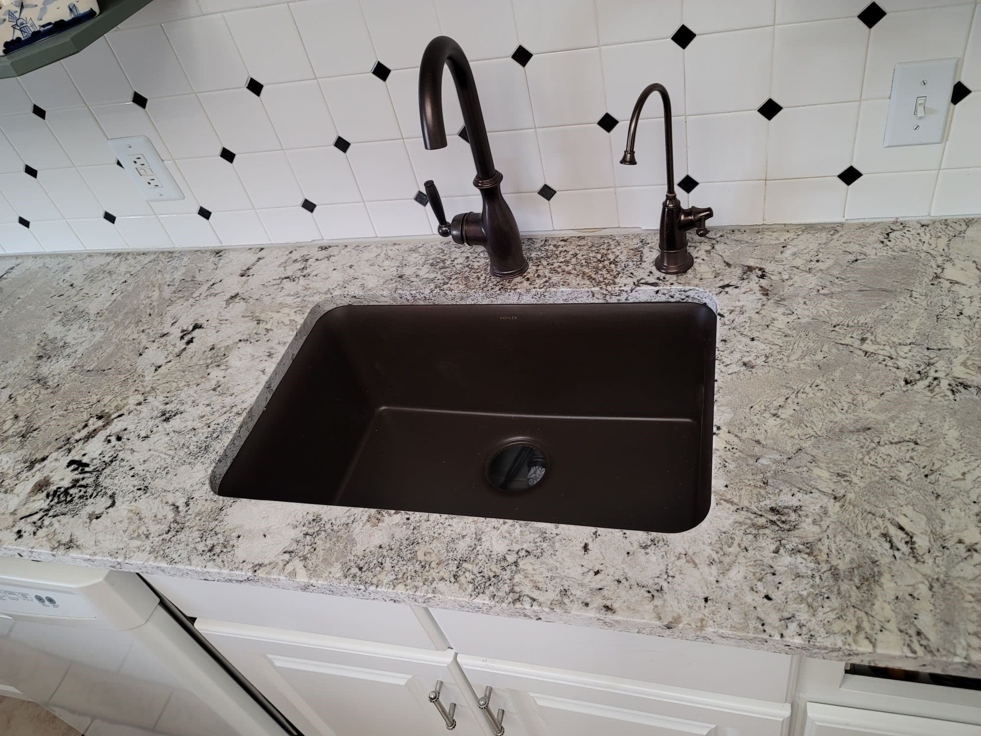 2102865 Granite Adonis White Sink