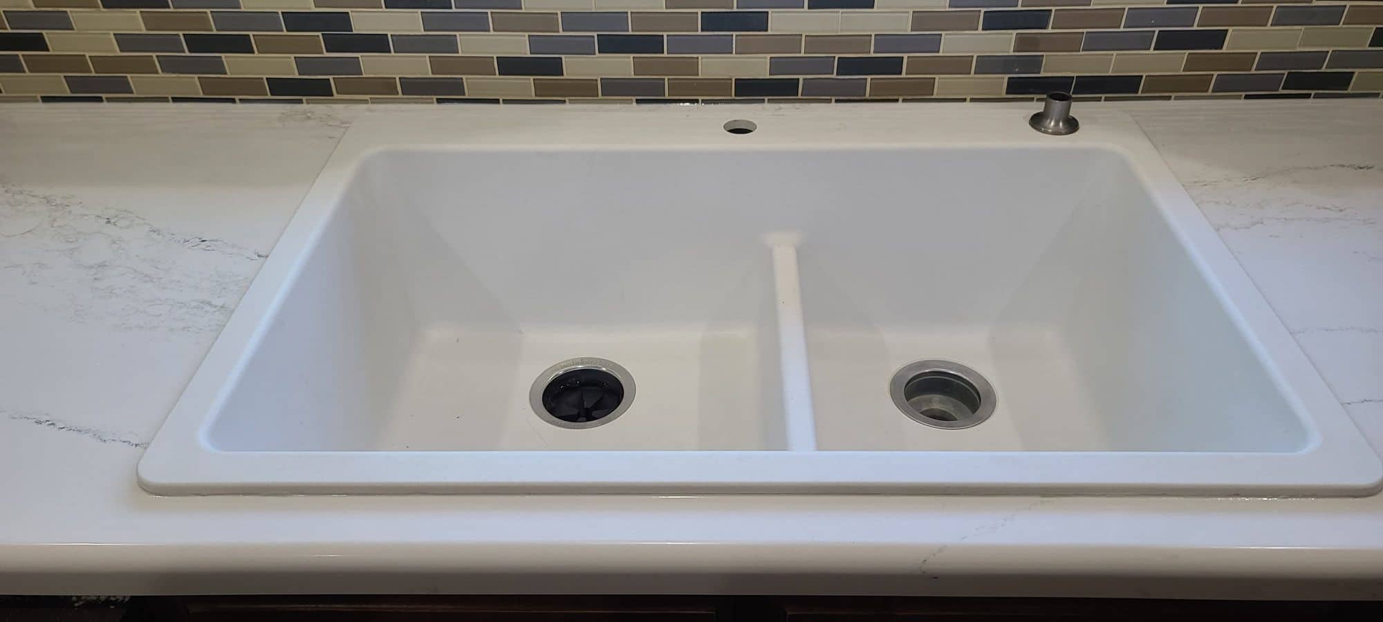 2106268 Quartz Cambria Lakedale sink